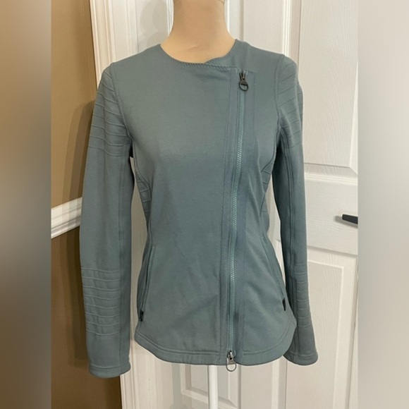 ATHLETA Moto Jacket Sweatshirt Minimalist
Full Zip City Travel Small - Picture 10 of 15